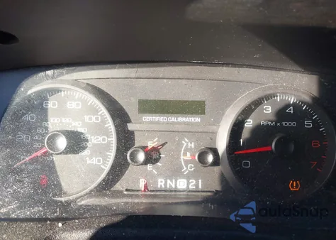 2010 Ford Crown Victoria Police/Police Interceptor z USA, uszkodzony, nr VIN 2FABP7BV5AX142276